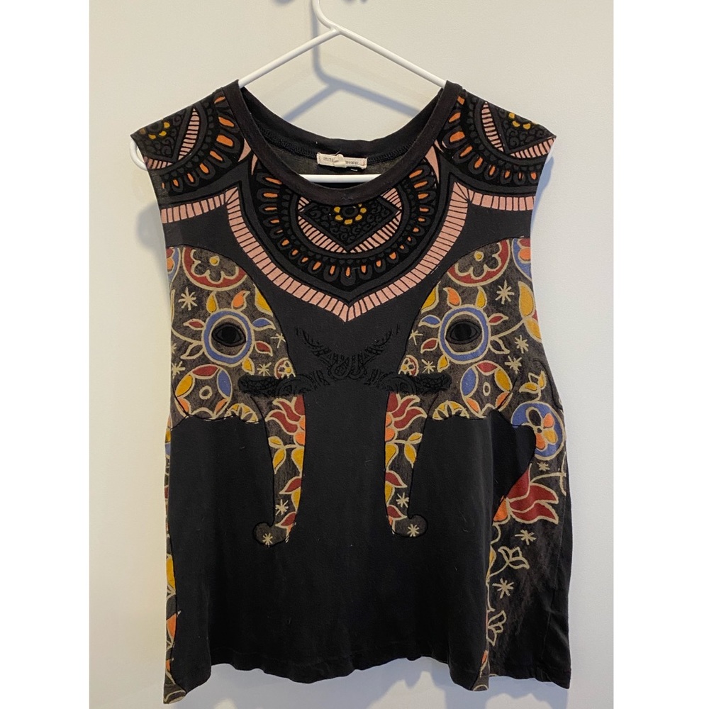 Urban Outfitters, Title Unknown